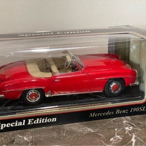 Vintage Maisto Diecast 1:18 Scale 1955 Mercedes Benz 190 SL NWB